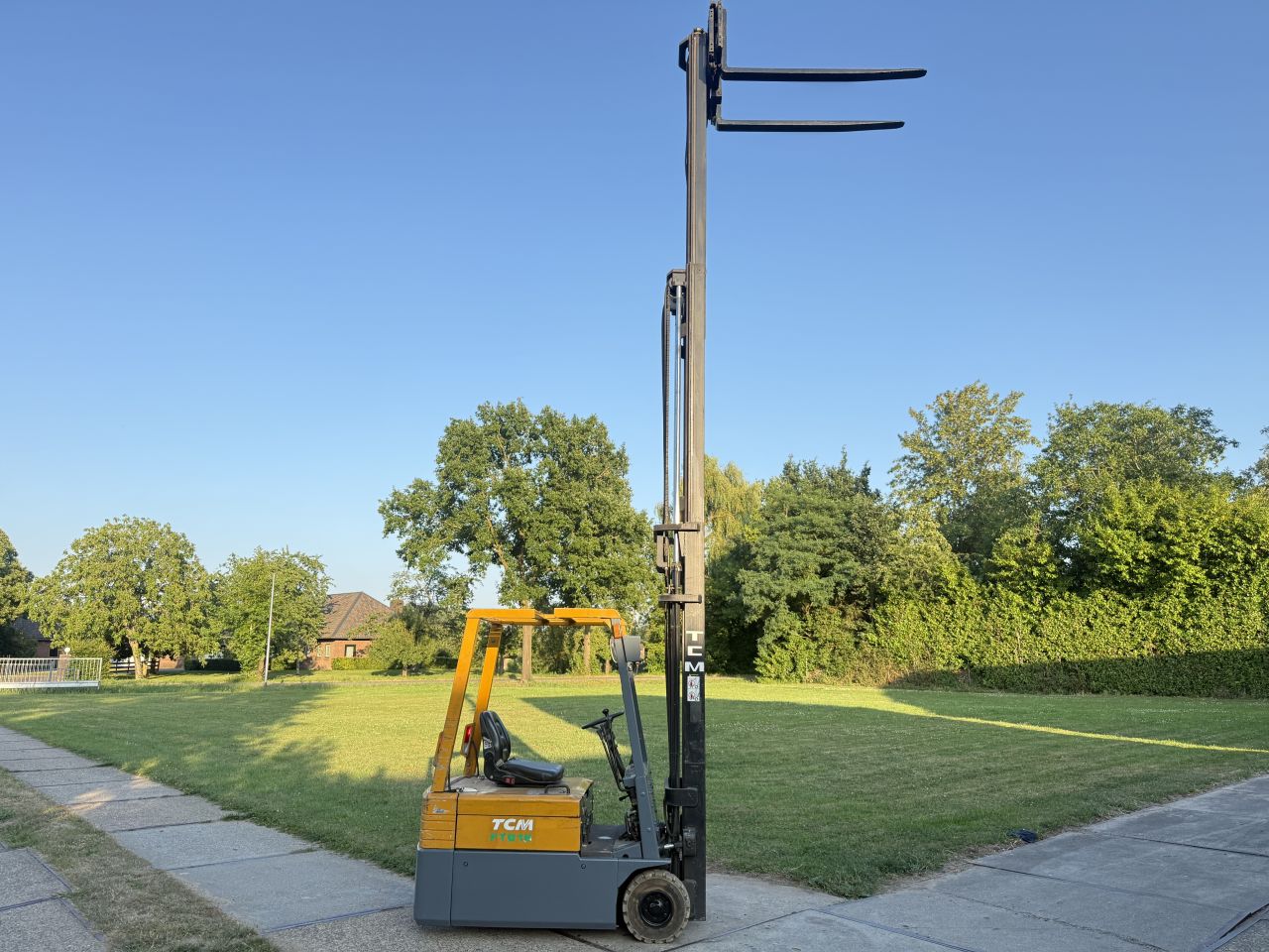 TCM 1800KG elektrische 3-delig 600cm freelift Sideshift