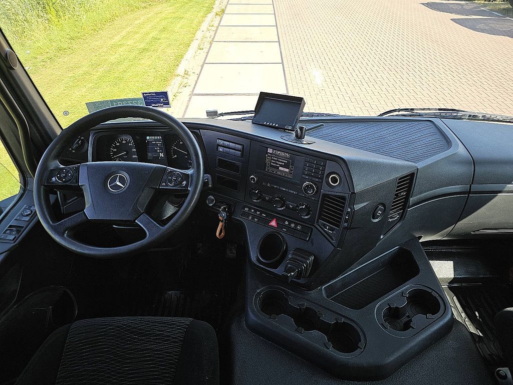 MERCEDES-BENZ AROCS 1846