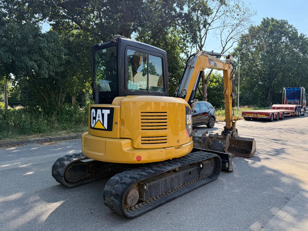 Caterpillar 305E