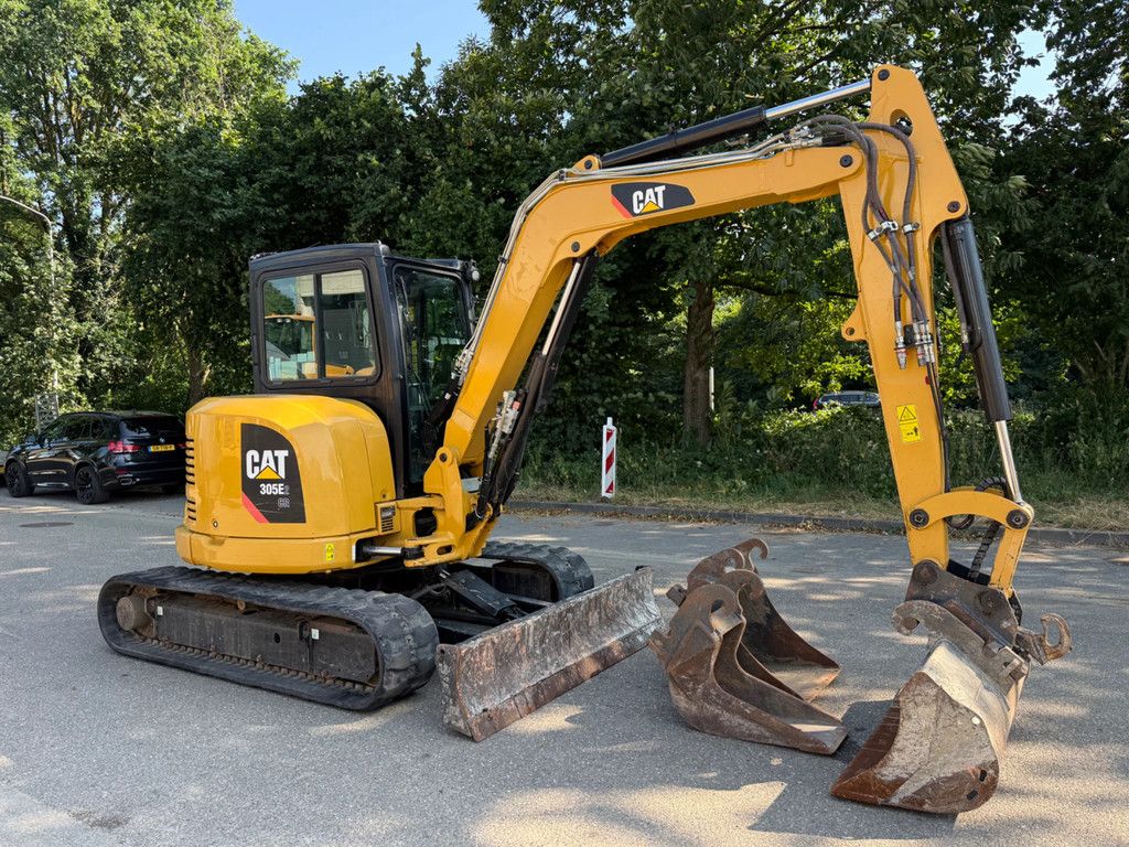 Caterpillar 305E