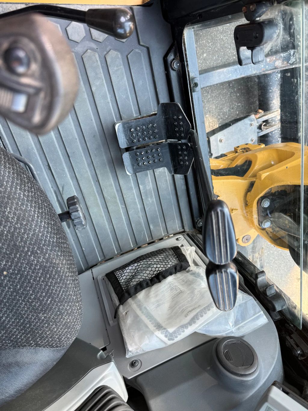Caterpillar 305E