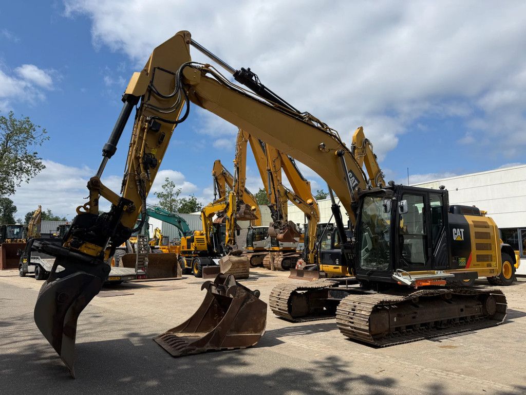 Caterpillar 323E 3D Leica gps Engcon Full option