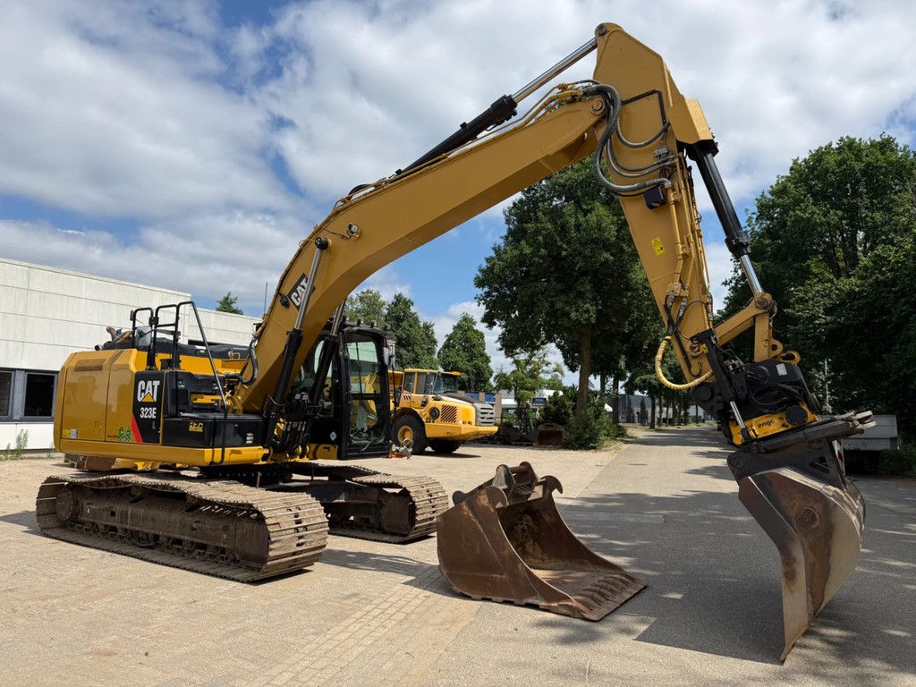 Caterpillar 323E 3D Leica gps Engcon Full option