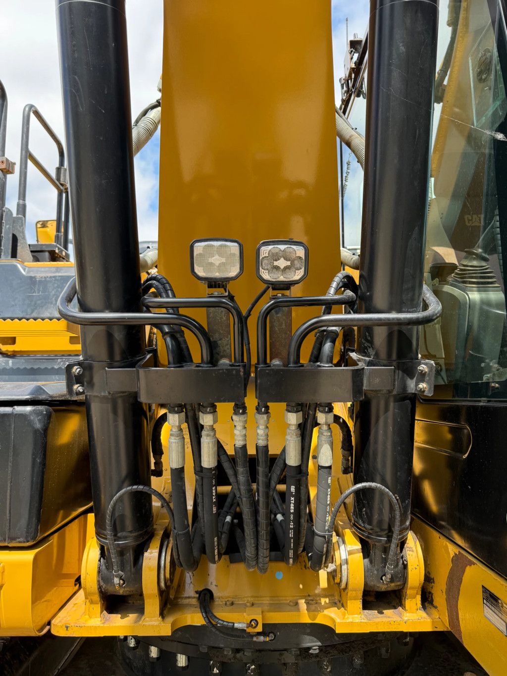 Caterpillar 323E 3D Leica gps Engcon Full option