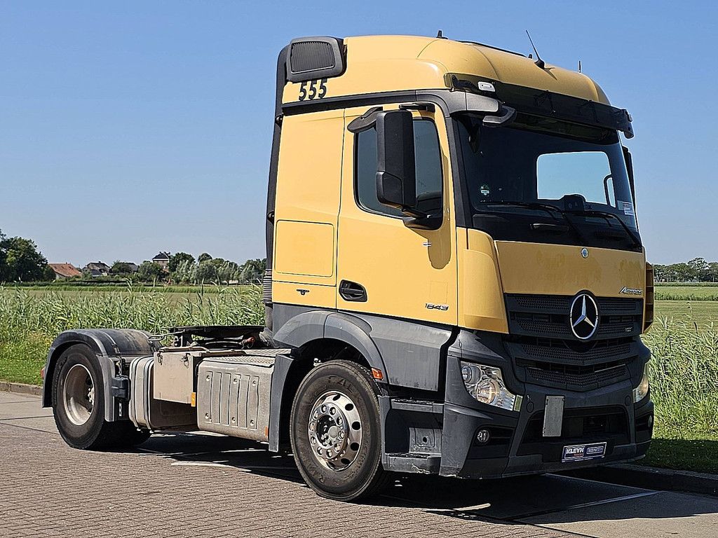 MERCEDES-BENZ ACTROS 1843