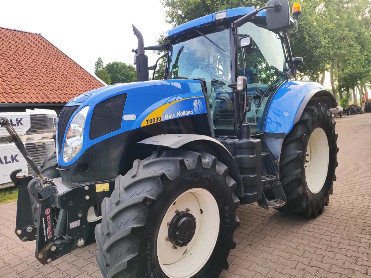 New Holland T 6030 Range Command