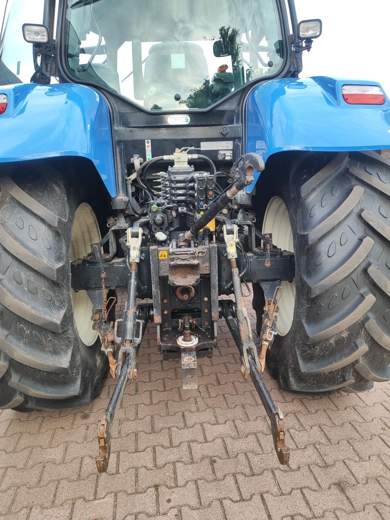 New Holland T 6030 Range Command