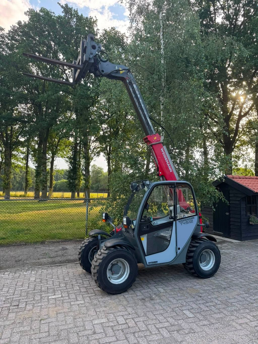 Weidemann T4512 Verreiker shovel