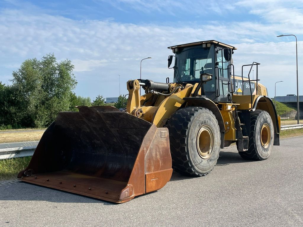 Caterpillar 966M