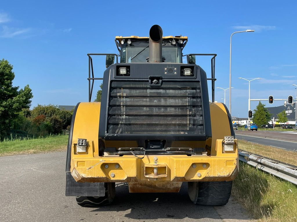 Caterpillar 966M