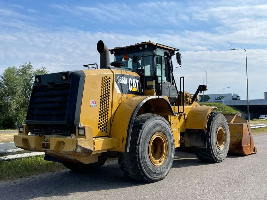 Caterpillar 966M