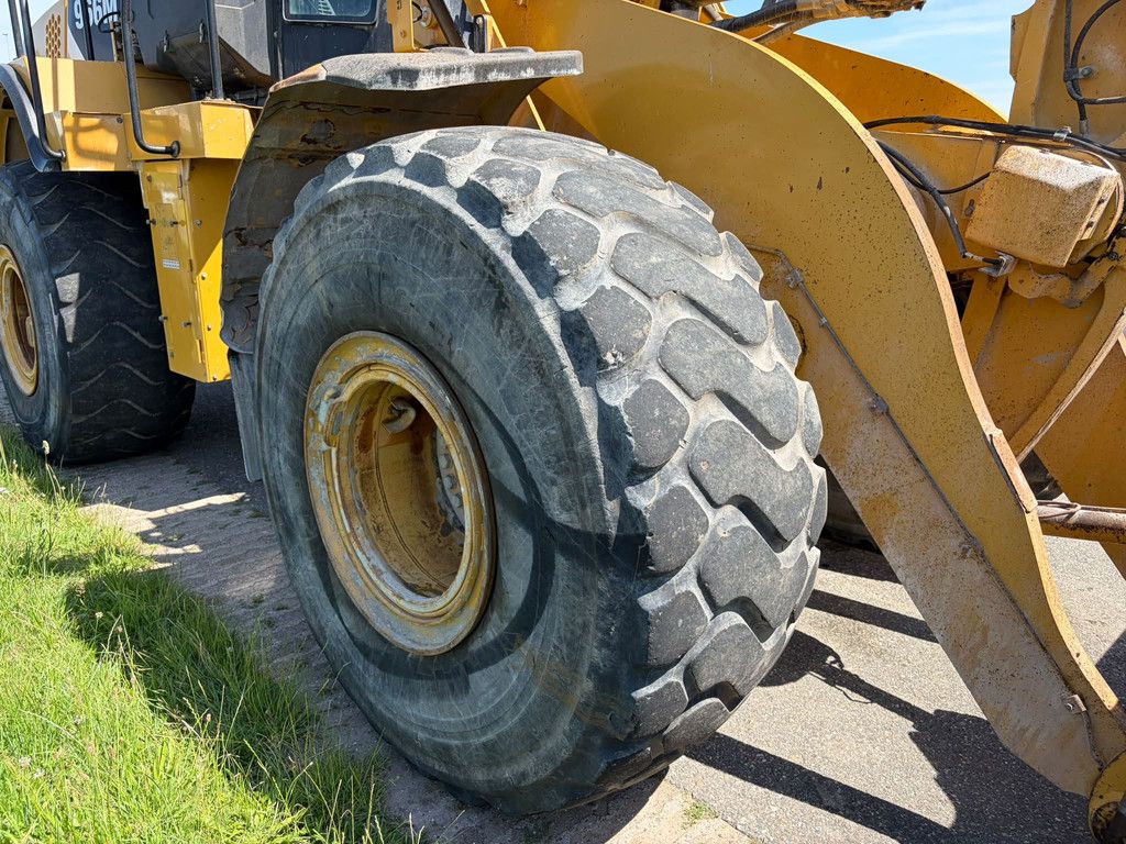 Caterpillar 966M