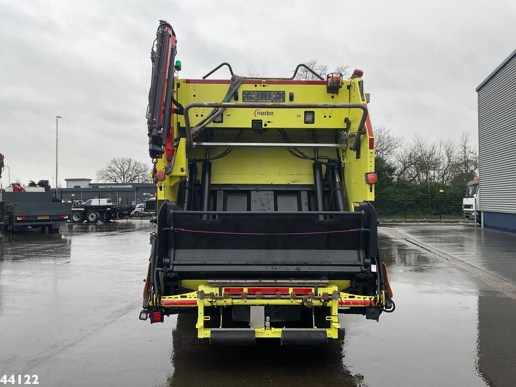 DAF FA CF 340 Euro 6 Norba 17 m³ + Palfinger 3.8 Tonmeter laadkraan + Winch