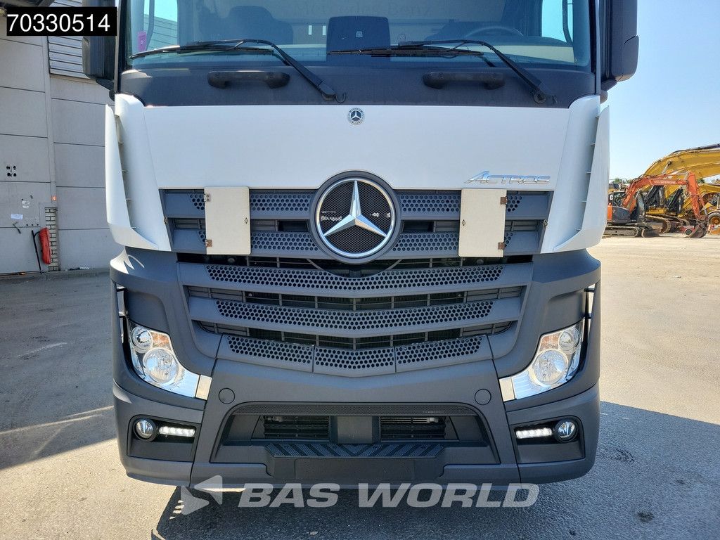Mercedes Actros 1851 4X2 BigSpace 2xTanks