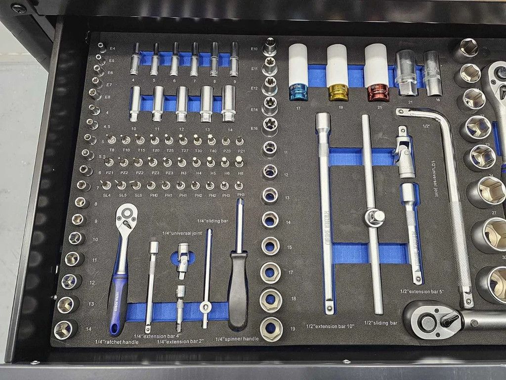 Ultra Force Equipment Gereedschapswagen 13 laden gevuld met 298 pcs