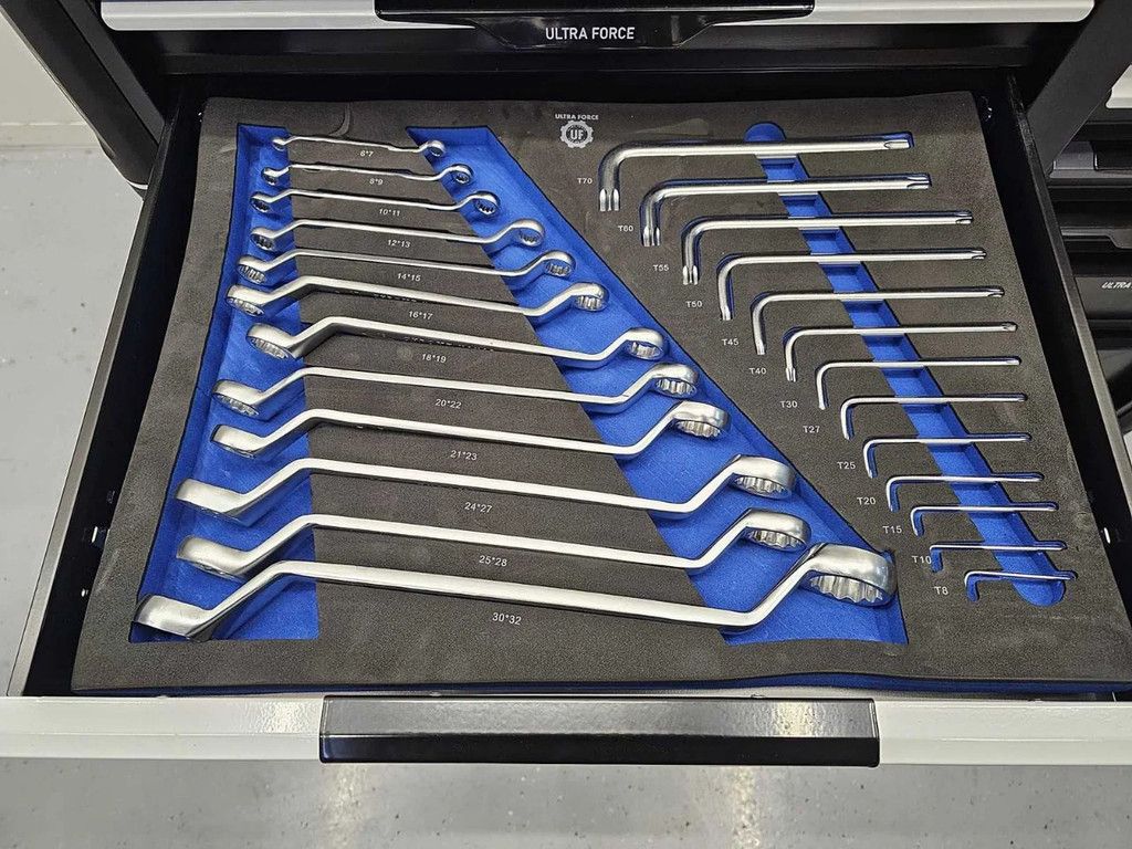 Ultra Force Equipment Gereedschapswagen 13 laden gevuld met 298 pcs
