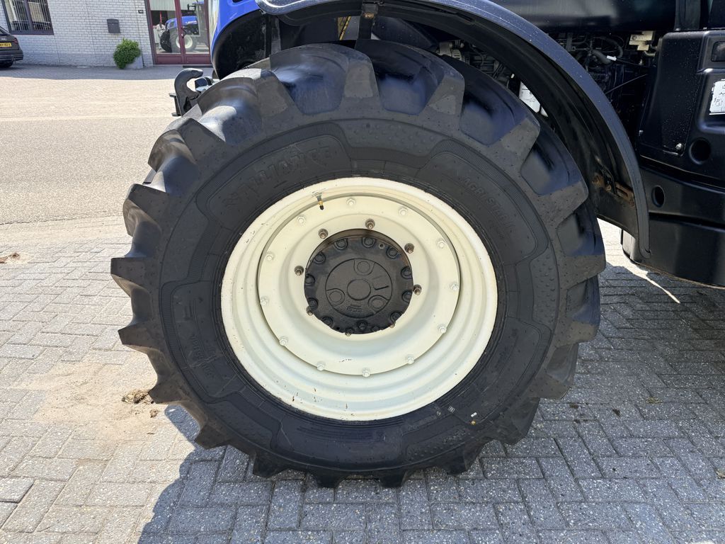 New Holland T7.220 Auto Command