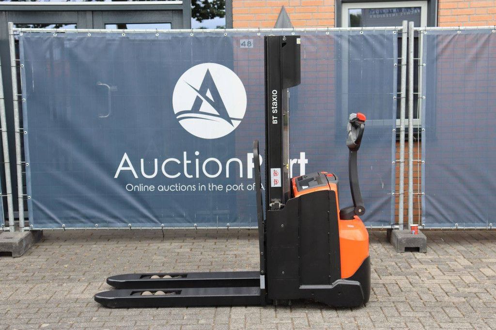 Stapler BT SWE140L Elektro 1400 kg 2,65 m 2015