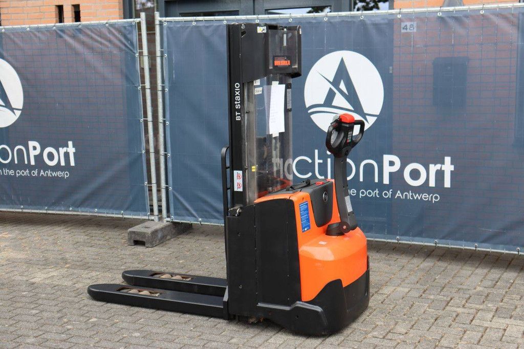 Stacker BT SWE140L Electric 1400kg 2.65m 2015