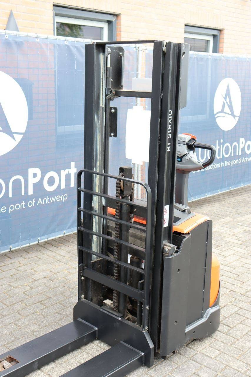 Stacker BT SWE140L Electric 1400kg 2.65m 2015