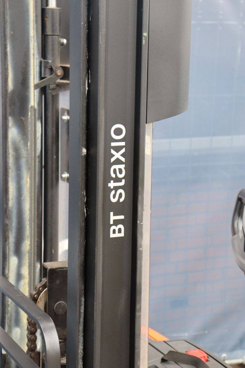 Stacker BT SWE140L Electric 1400kg 2.65m 2015