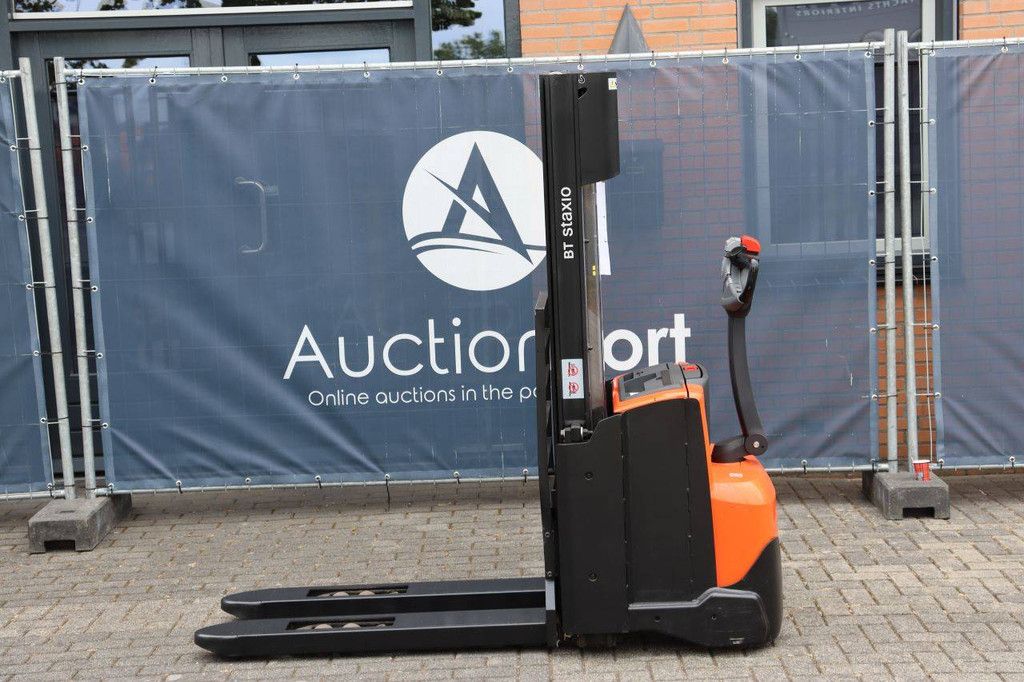 Stacker BT SWE140L Electric 1400kg 2.65m 2016