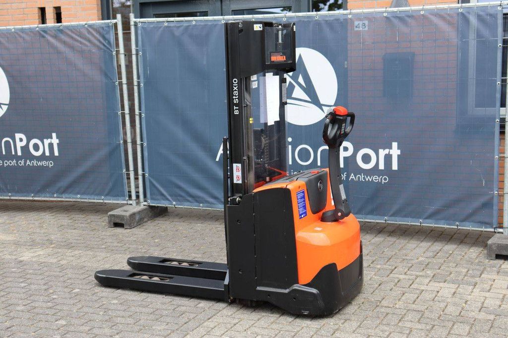 Stacker BT SWE140L Electric 1400kg 2.65m 2016