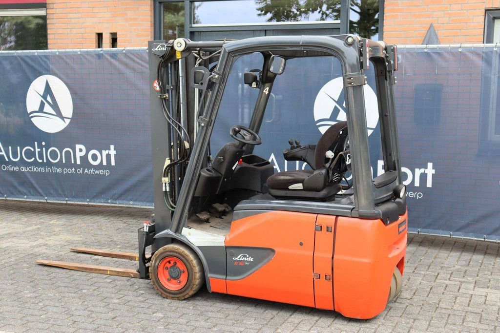 Linde E16-02 Electric Forklift 1600kg 4.0m 2016