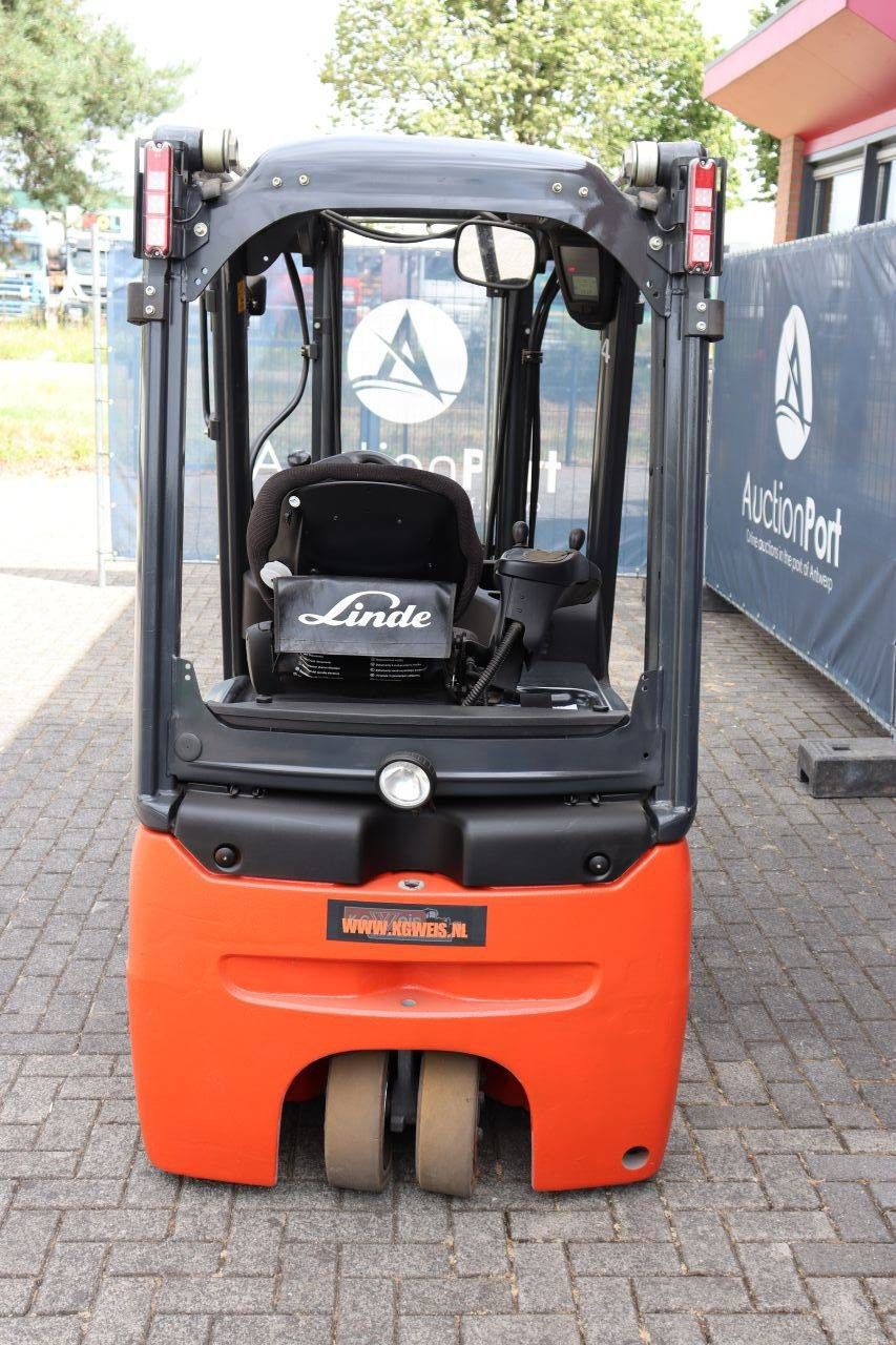 Linde E16-02 Electric Forklift 1600kg 4.0m 2016