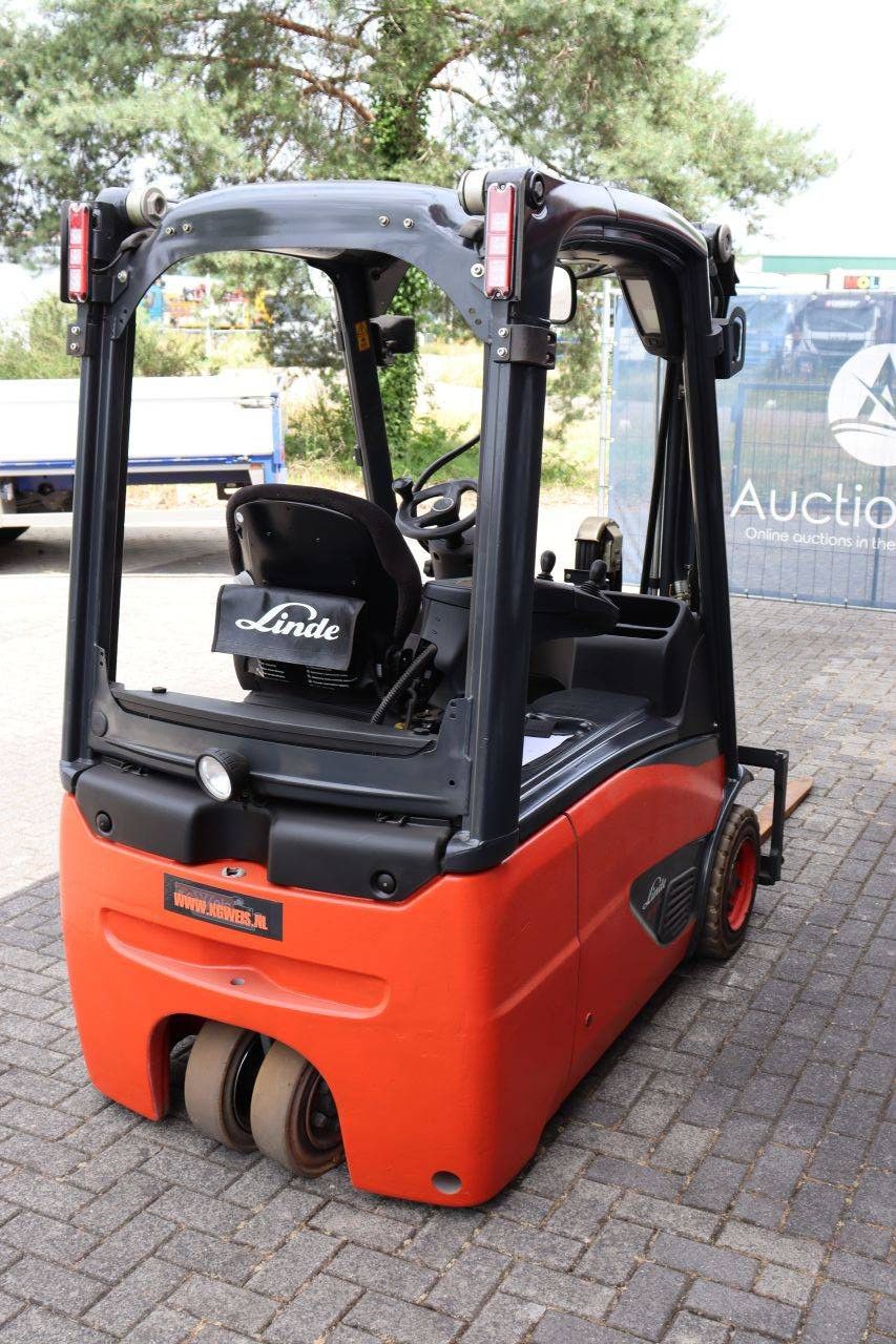 Linde E16-02 Electric Forklift 1600kg 4.0m 2016