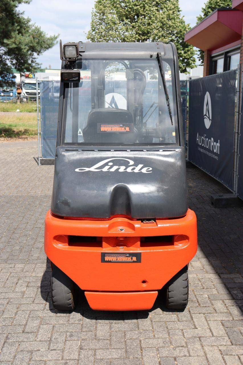 Linde E30-02 Elektrogabelstapler 3000 kg 2003