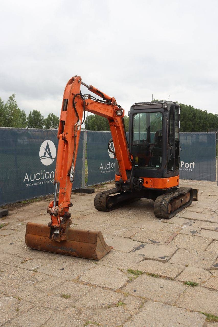 Rupsgraafmachine Hitachi ZX35U-2 CLR Diesel 22.3kW 2008