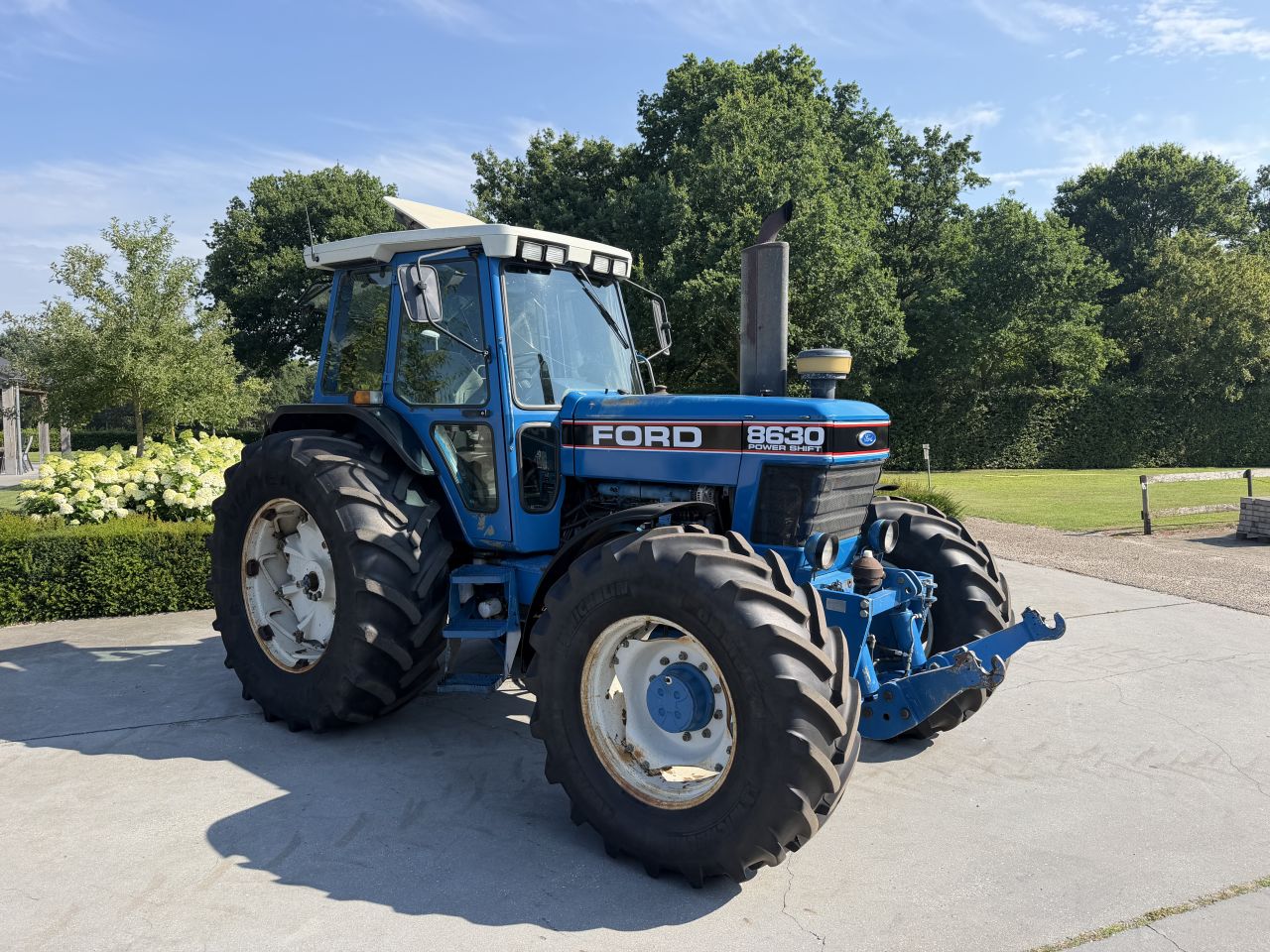 Ford 8630 powershift!