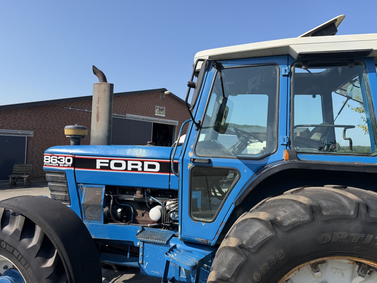 Ford 8630 powershift!