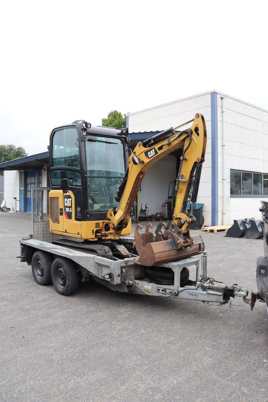 Caterpillar 301.8 Diesel Mini Excavator 15.7kW With Trailer