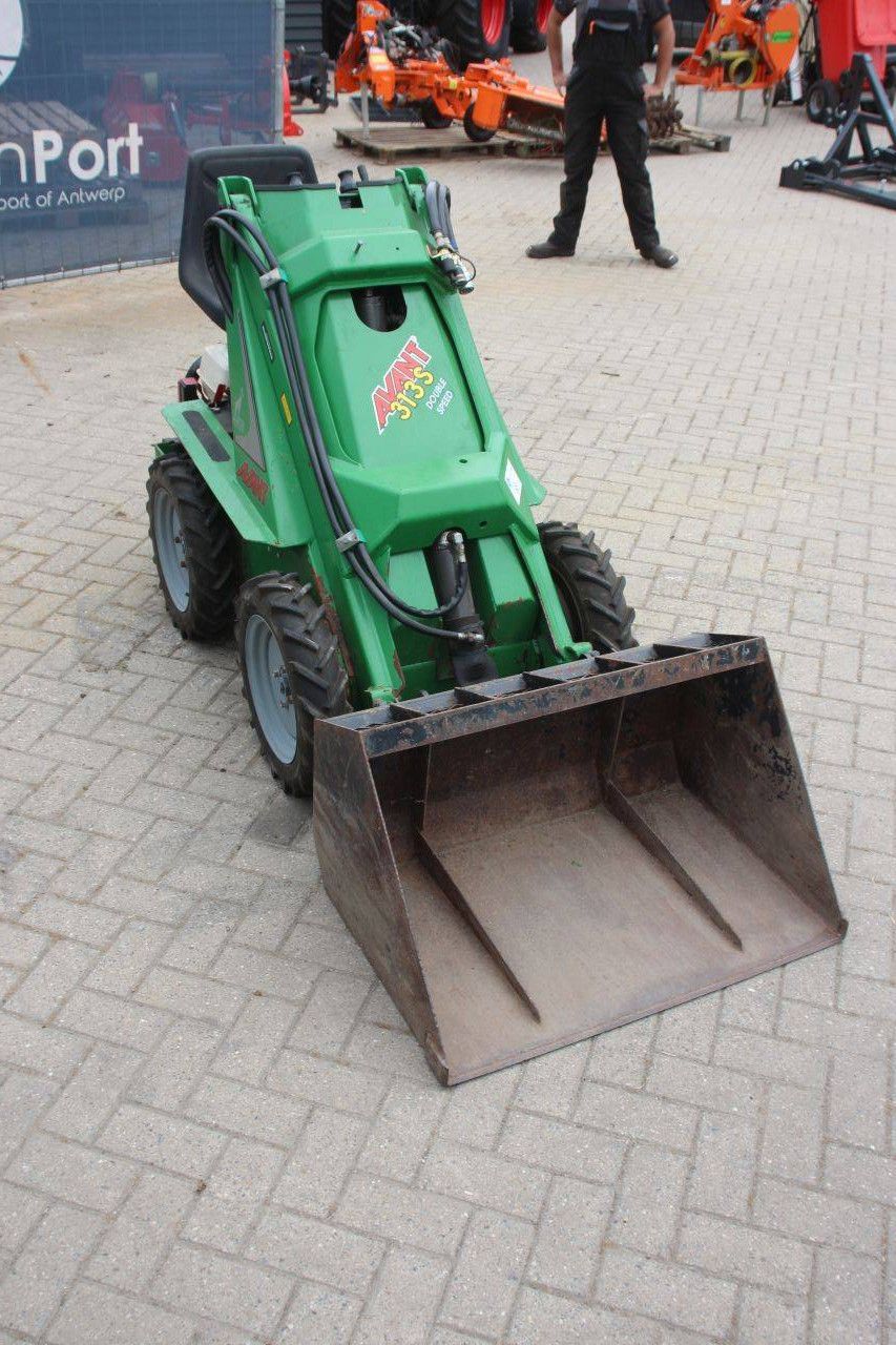Articulated Loader Avant 313S Petrol 10kW 2003