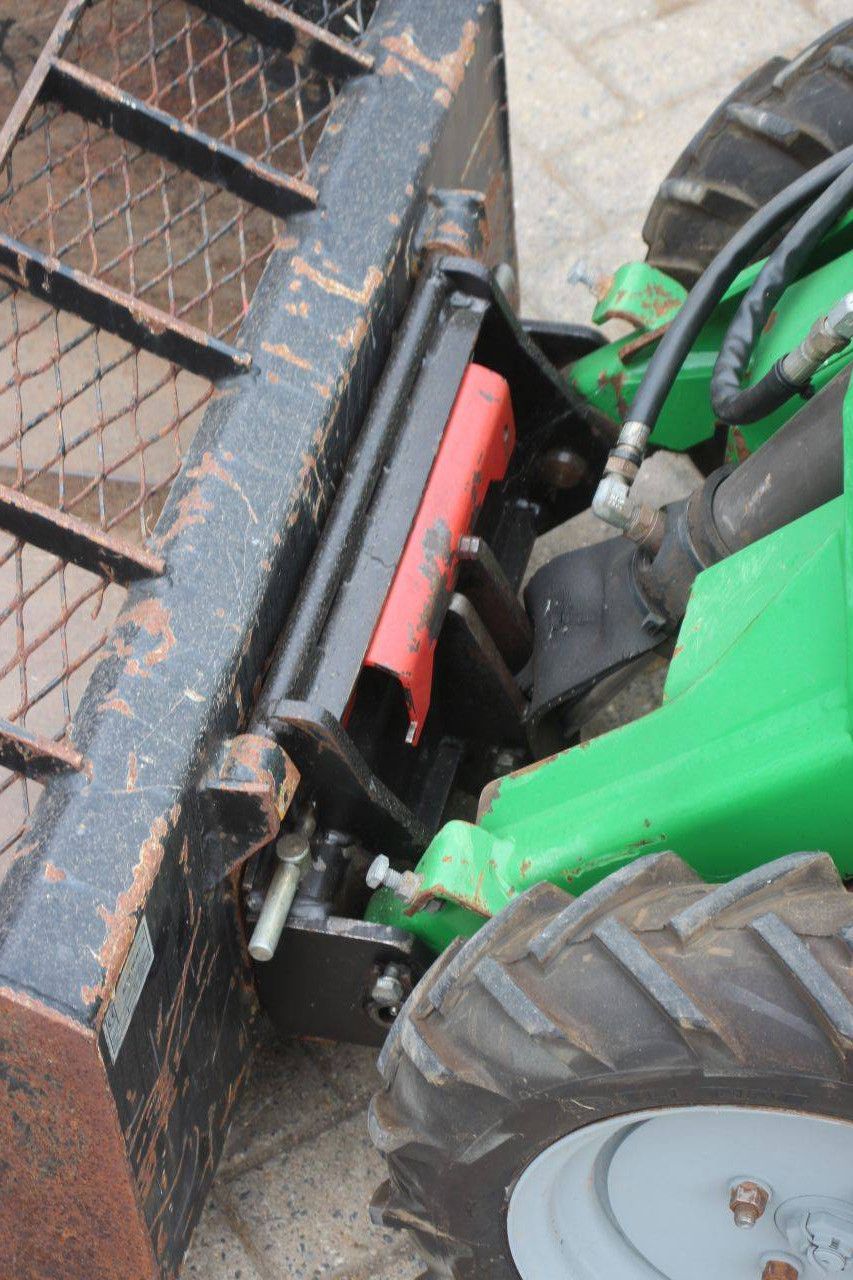 Articulated Loader Avant 313S Petrol 10kW 2003