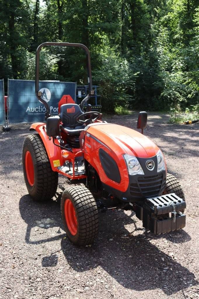 Minitraktor Kioti CK2630H-EU Diesel 35 PS 2025 Demo