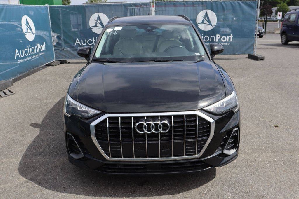 SUV Audi Q3 Benzin 150 PS 2019 (Marge)