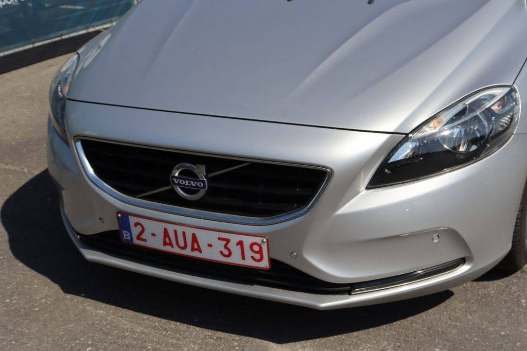Pkw Volvo V40 Benzin 122 PS 2016 (Margin)