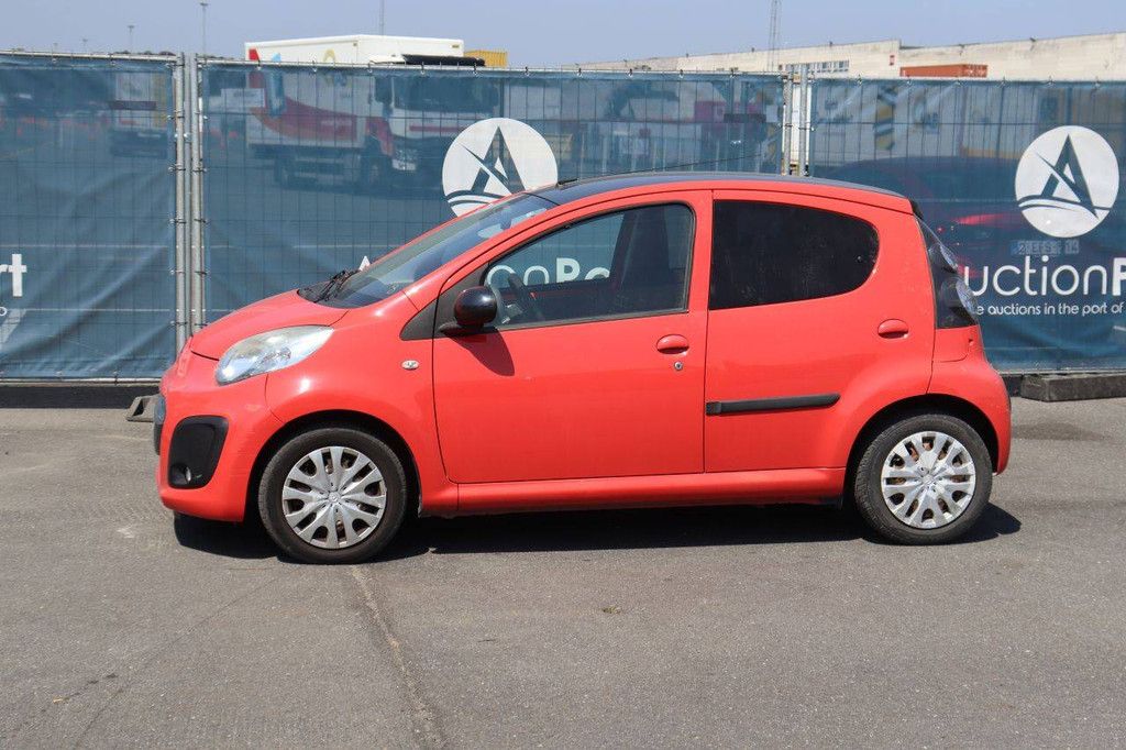 Pkw Citroën C1 Benzin 68 PS 2013 (Marge)