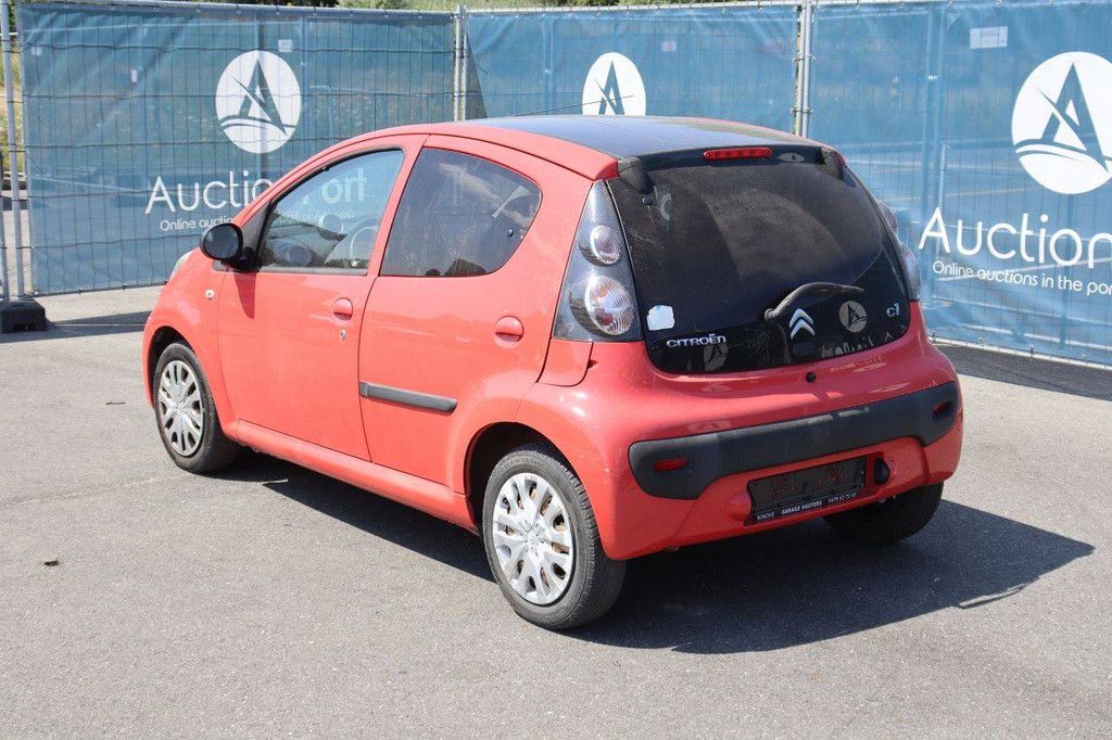 Pkw Citroën C1 Benzin 68 PS 2013 (Marge)