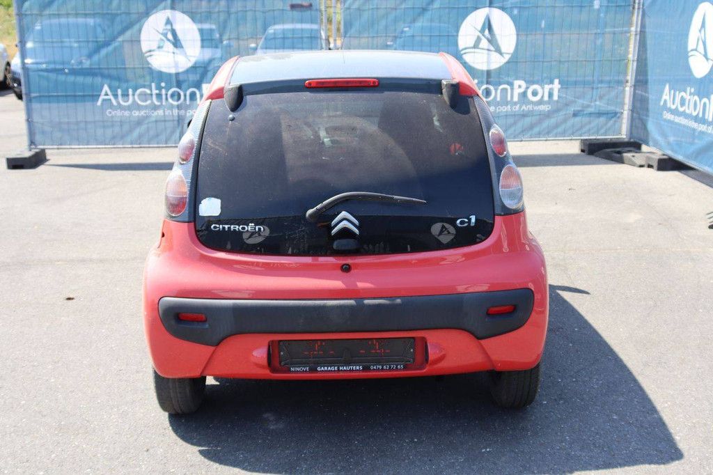 Pkw Citroën C1 Benzin 68 PS 2013 (Marge)
