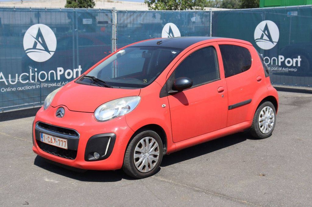 Pkw Citroën C1 Benzin 68 PS 2013 (Marge)