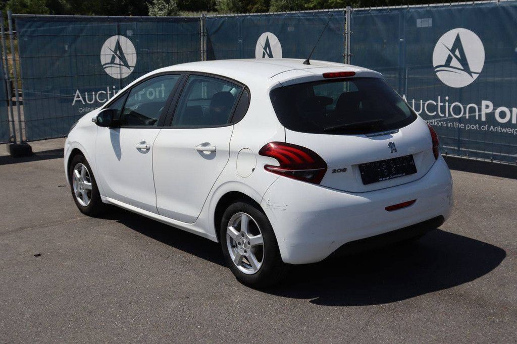 Pkw Peugeot 208 Benzin 82 PS 2018 (Margin)