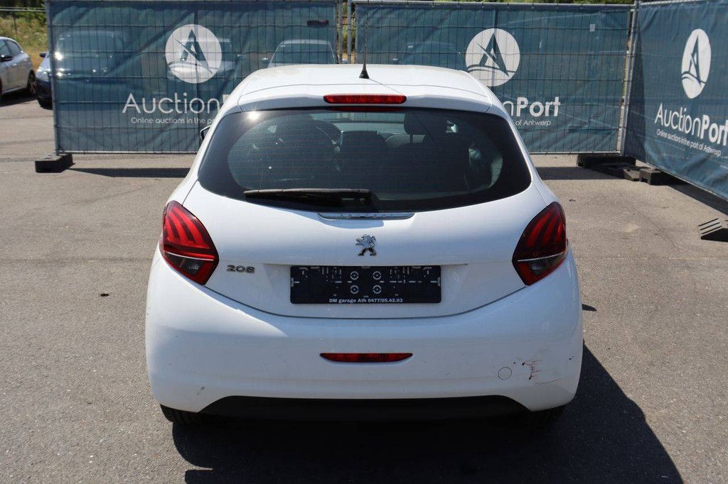 Pkw Peugeot 208 Benzin 82 PS 2018 (Margin)