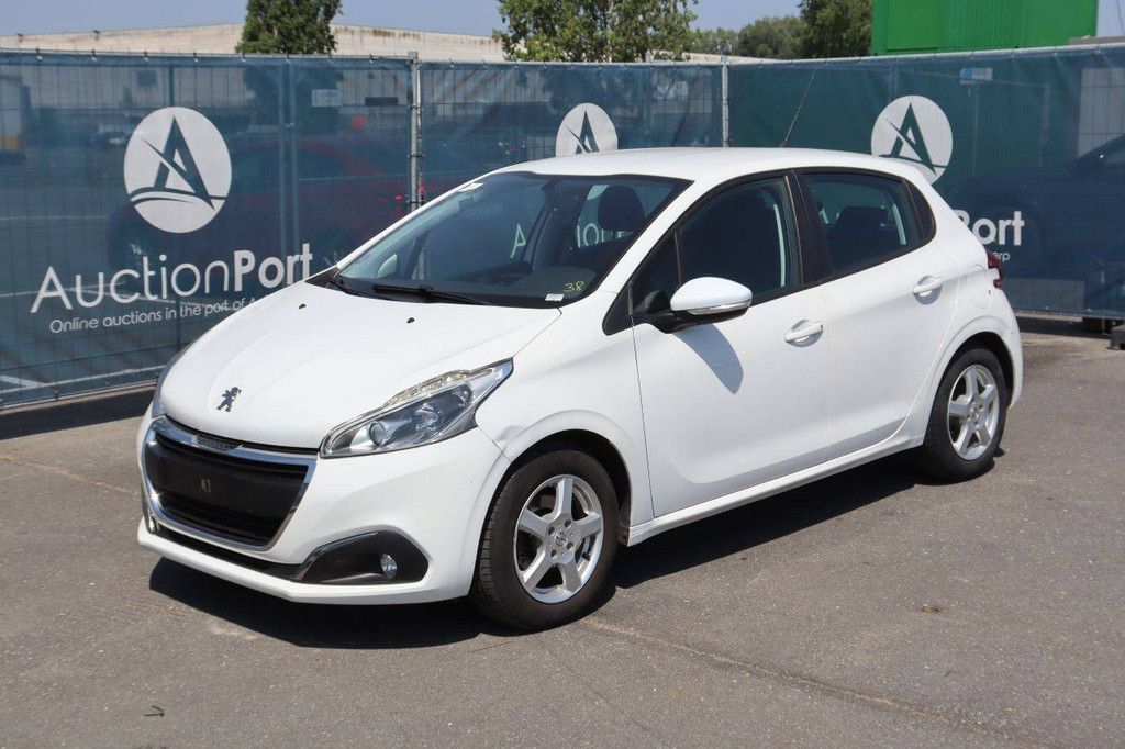 Pkw Peugeot 208 Benzin 82 PS 2018 (Margin)