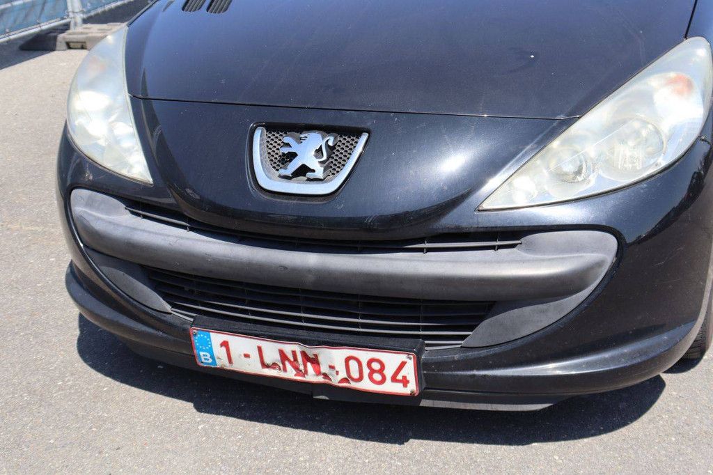 Pkw Peugeot 206 Benzin 60 PS 2011 (Margin)