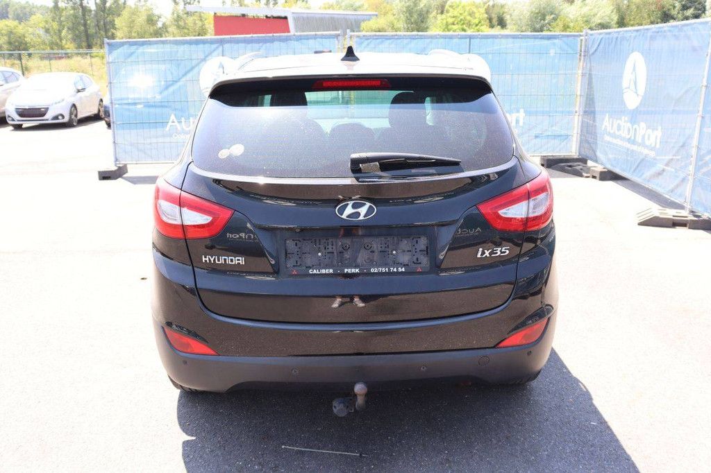 SUV Hyundai Tucson ix35 Petrol 177hp 2015 (Margin)