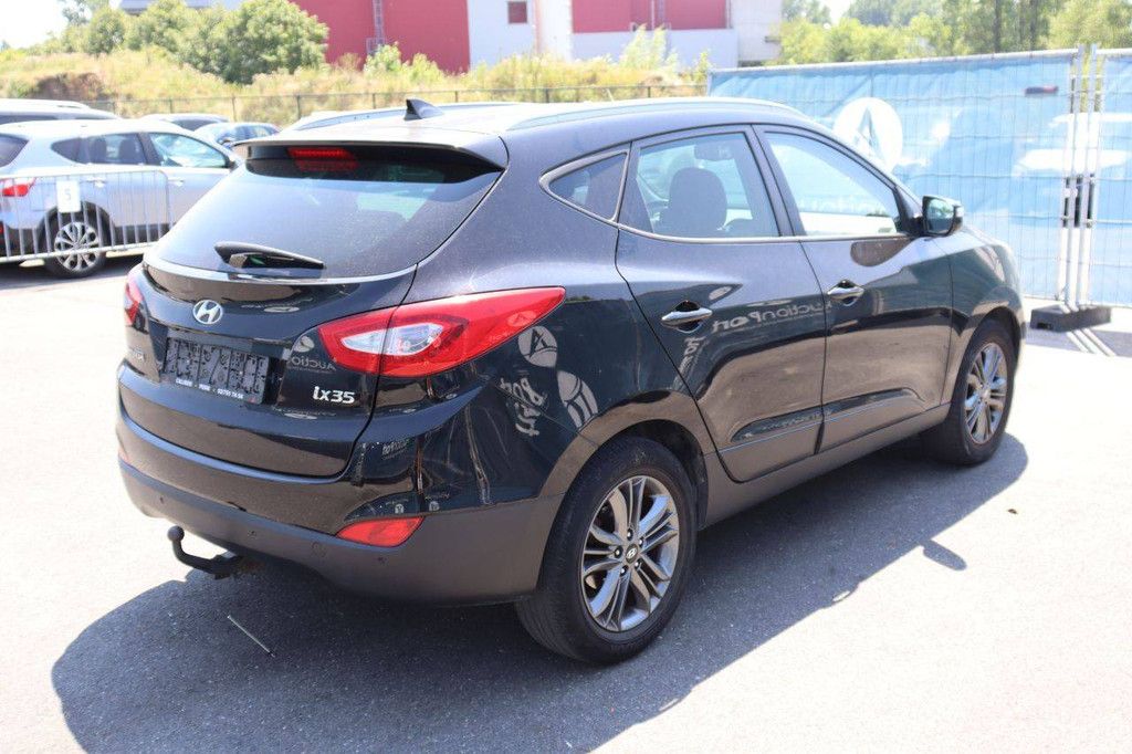SUV Hyundai Tucson ix35 Petrol 177hp 2015 (Margin)